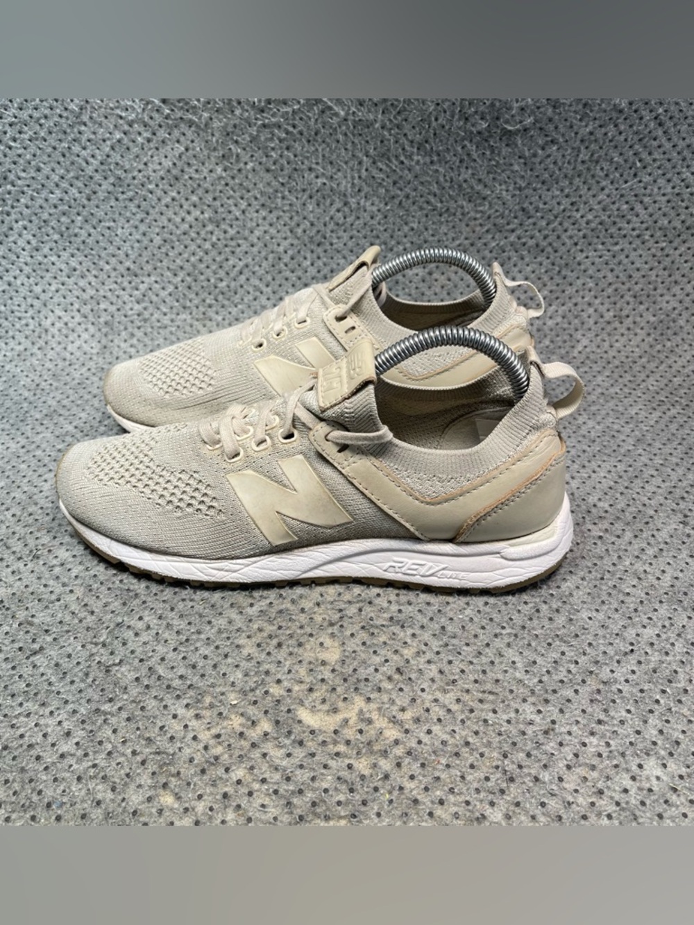 New Balance 247 Running Shoes Size 9 Women’s